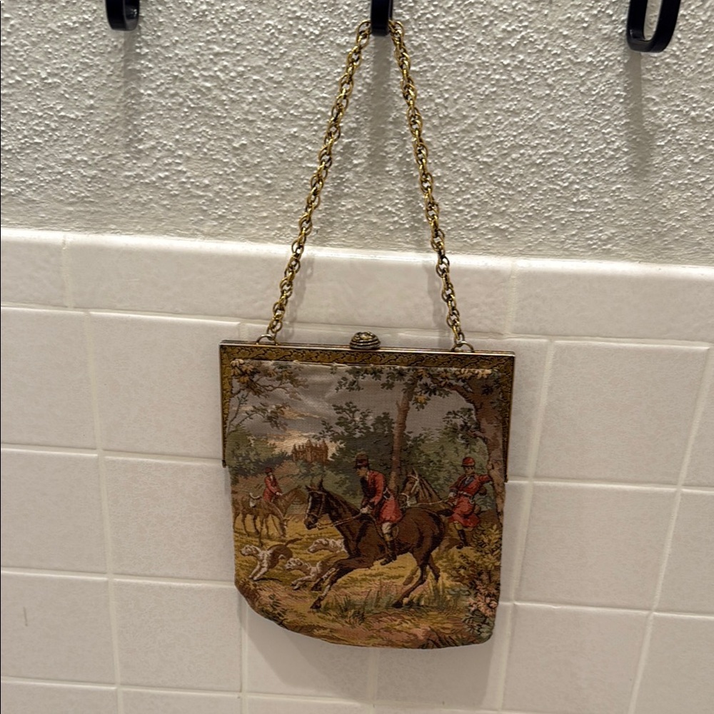 Delill is Vintage Tapestry Handbag with Chain Strap